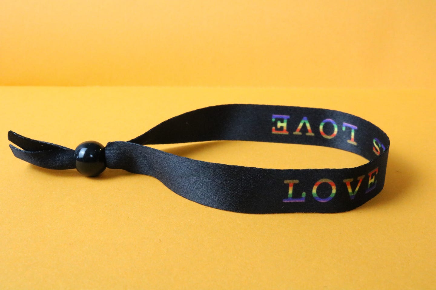 Festival Armband Schwarz (LOVE IS LOVE)