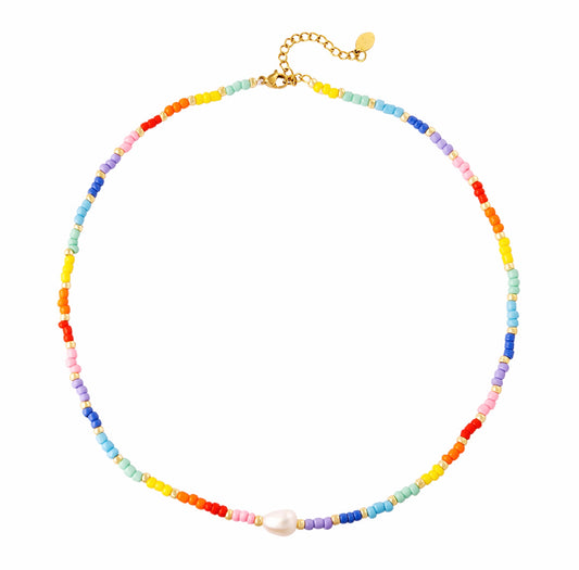 Regenbogen Halskette mit kleinen Perlen und einer Süßwasserperle